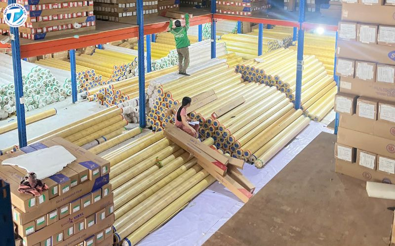 Phát Triển Trung Việt cung cấp đủ khổ backlit flim